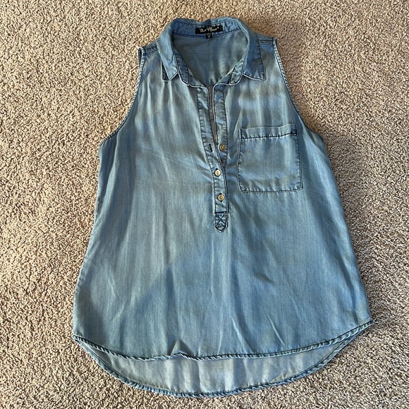 Velvet Heart Blue Chambray Denim Top - Picture 2 of 7